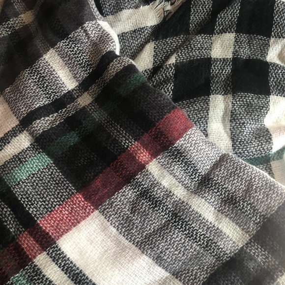 Plaid Blanket Scarf - Picture 2 of 2
